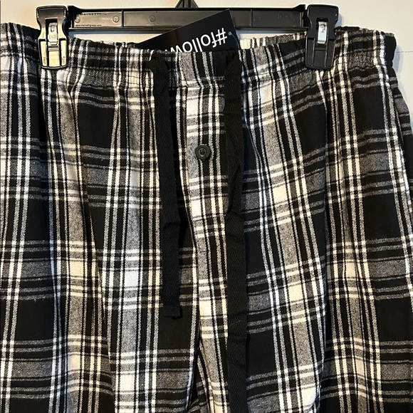Followme: Plaid  non gender Pajama Pants - Black and White. Flannel. NWT. - Picture 8 of 8